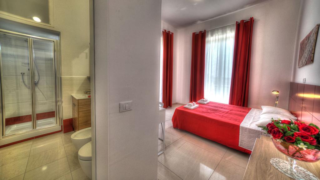 Dall'Architetto Формия Екстериор снимка